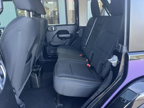 Used 2021 Jeep Wrangler Unlimited Sport image 26