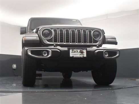 New 2025 Jeep Wrangler Sahara image 20