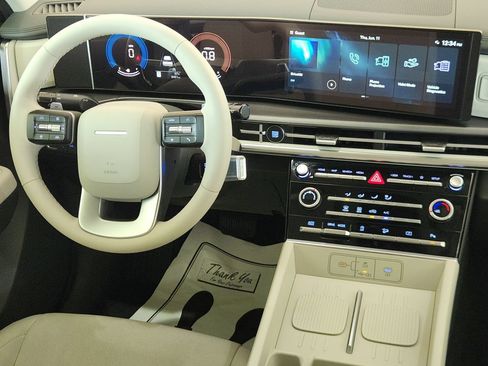 Used 2025 Hyundai Santa Fe SE FWD image 26