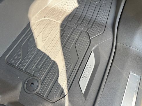 New 2025 GMC Yukon Elevation w/ LPO, Floor Liner Package image 26