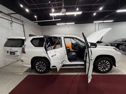 Used 2015 Lexus GX 460 Luxury AWD/4WD image 64
