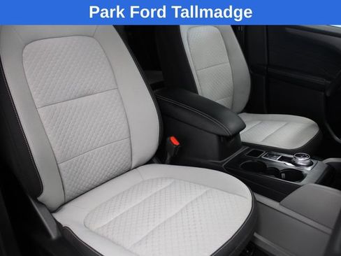 Used 2023 Ford Escape Active w/ Tech Pack #2 AWD/4WD image 23