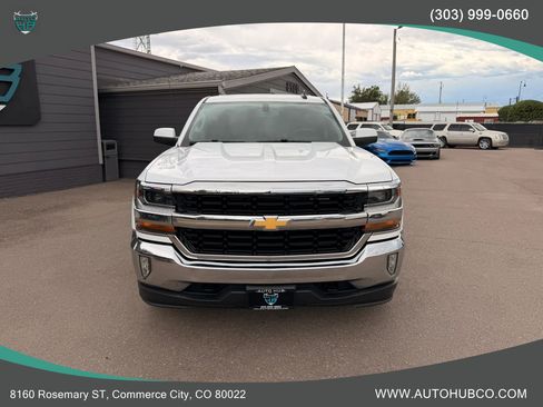 Used 2018 Chevrolet Silverado 1500 LT w/ All Star Edition AWD/4WD image 3