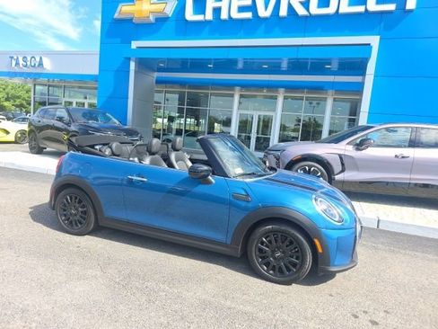 Used 2022 MINI Cooper Convertible FWD image 2