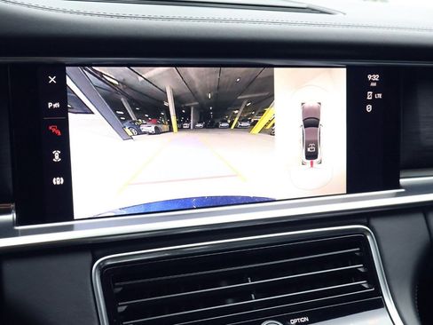 Certified 2022 Porsche Panamera 4 Platinum Edition image 19