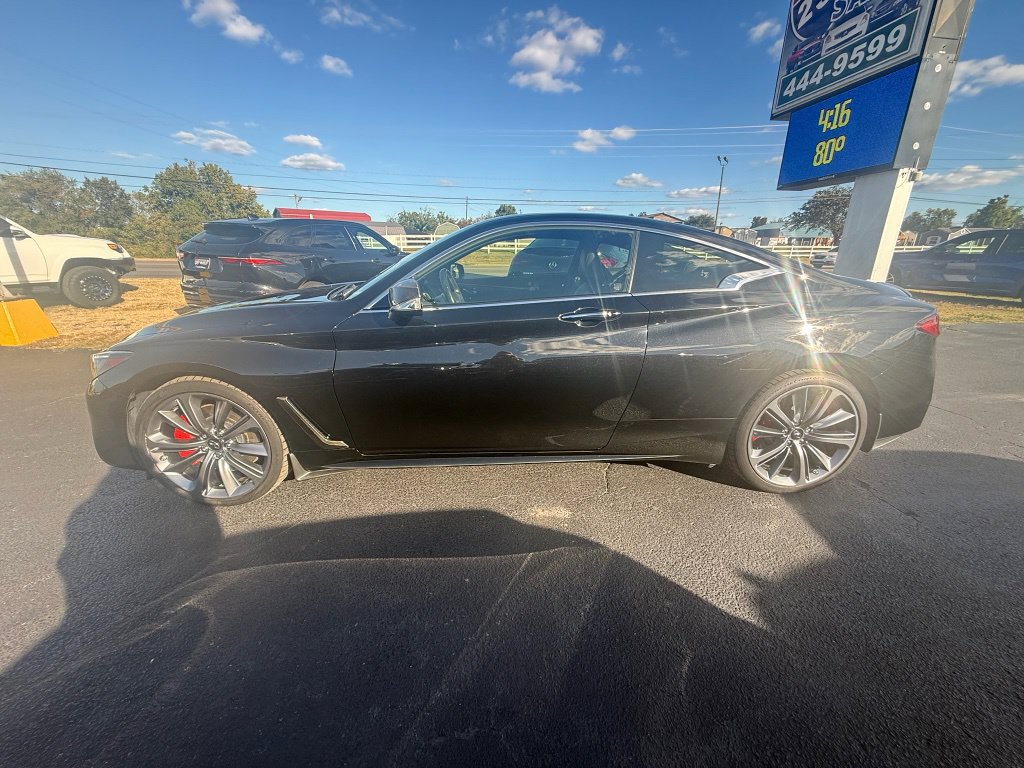 Used 2022 INFINITI Q60 Red Sport 400 w/ Carbon Fiber Package AWD/4WD image 6