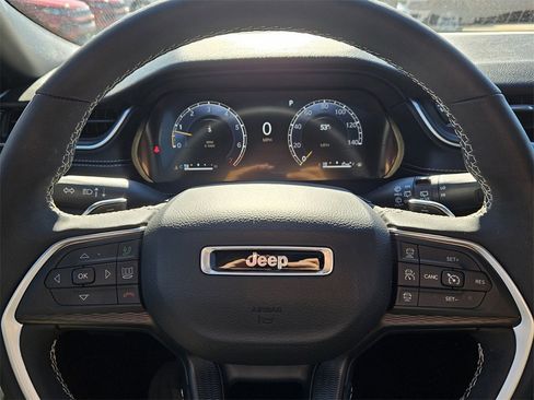 Used 2024 Jeep Grand Cherokee L Laredo w/ Luxury Tech Group I image 21