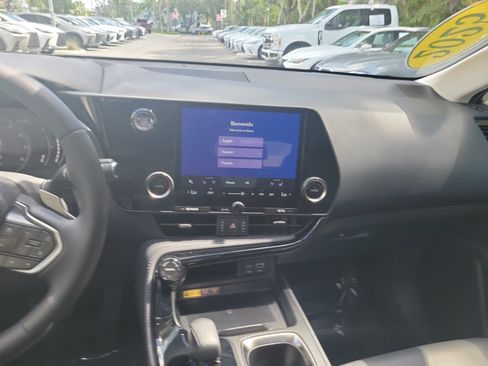 Certified 2025 Lexus NX 250 FWD w/ Accessory Package (K3) image 17