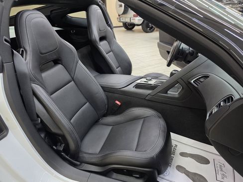 Used 2019 Chevrolet Corvette Stingray Coupe w/ Battery Protection Package RWD image 20