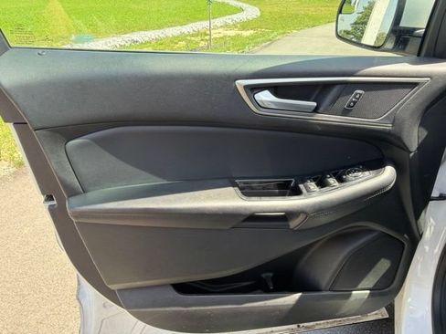 Used 2017 Ford Edge SEL w/ Canadian Touring Package FWD image 22