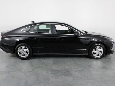 Used 2025 Hyundai Sonata SE image 13