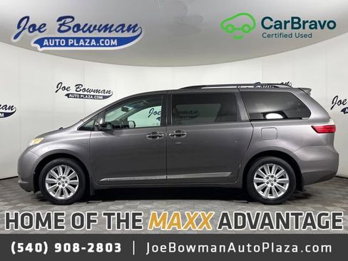 Used 2017 Toyota Sienna XLE AWD/4WD image 1