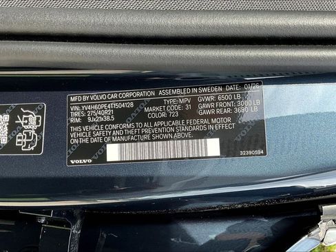 New 2026 Volvo XC90 T8 Plus w/ Protection Package Premier AWD/4WD image 36