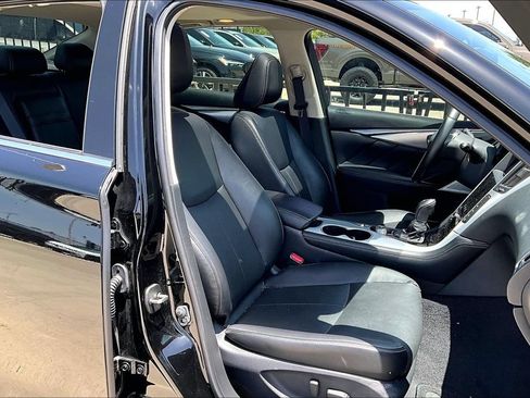 Used 2023 INFINITI Q50 Luxe w/ Cargo Package RWD image 9
