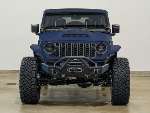 Used 2025 Jeep Wrangler Unlimited Rubicon w/ Technology Group image 7