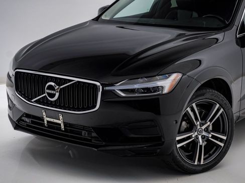 Used 2019 Volvo XC60 T6 Momentum w/ Premium Package AWD/4WD image 4