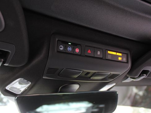 Used 2022 Chevrolet Corvette Stingray Preferred Cpe w/ Z51 Performance Package RWD image 42