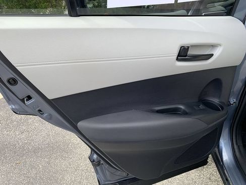 Used 2026 Toyota Corolla Cross LE FWD image 15
