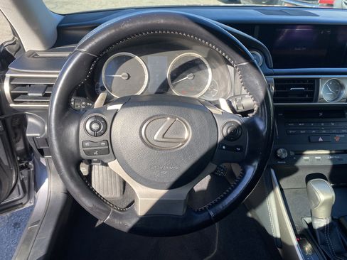 Used 2016 Lexus IS 200t image 9