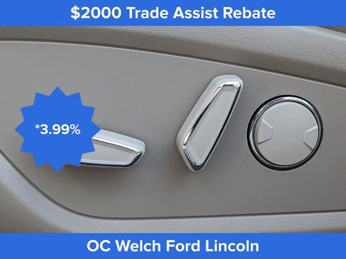 Used 2023 Lincoln Nautilus Reserve w/ Equipment Group 202A image 21