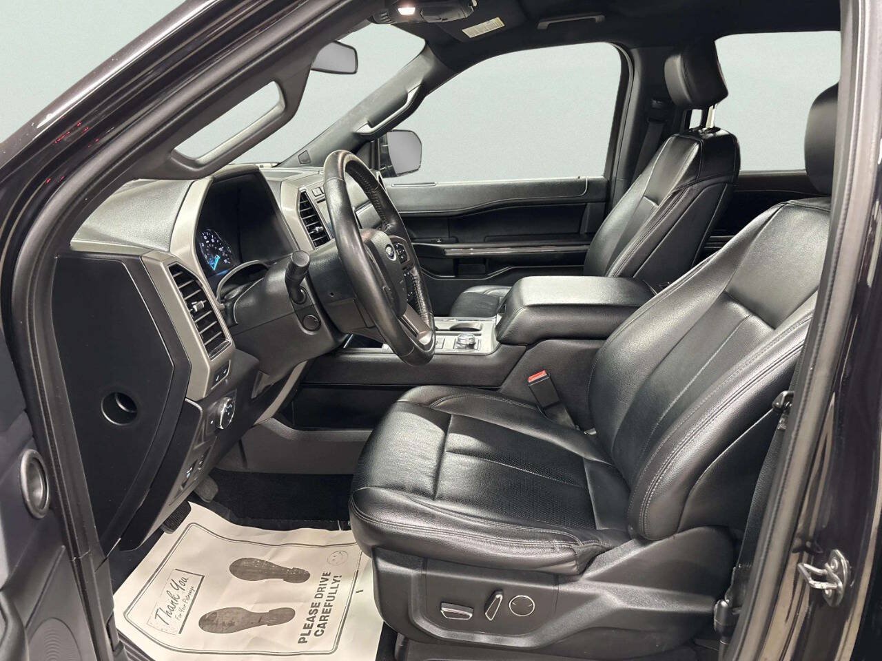 Used 2019 Ford Expedition XLT AWD/4WD image 17