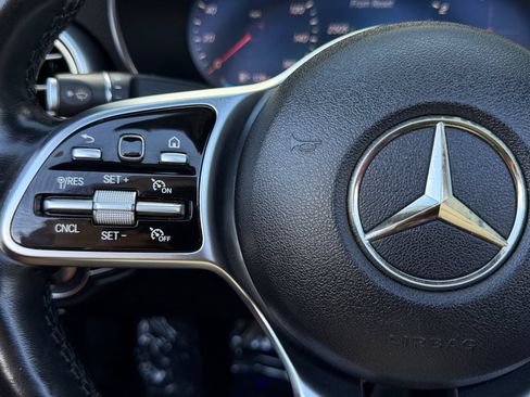 Used 2019 Mercedes-Benz C 300 4MATIC Cabriolet image 36