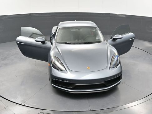 Certified 2025 Porsche 718 Cayman GTS RWD image 32