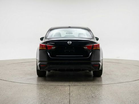 Used 2025 Nissan Altima 2.5 SV image 7