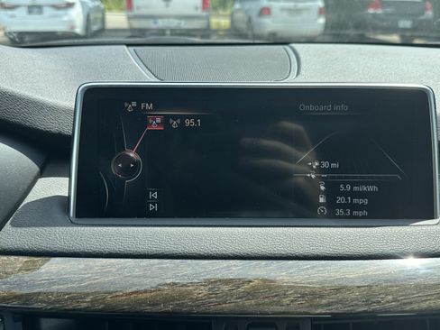 Used 2016 BMW X5 xDrive40e AWD/4WD image 24