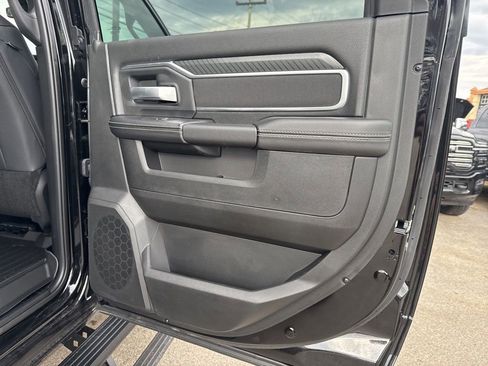 New 2025 RAM 2500 Big Horn AWD/4WD image 29