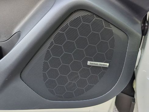 New 2026 Subaru Ascent Limited image 19