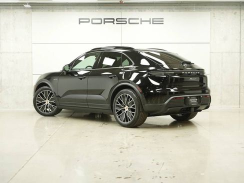 New 2026 Porsche Macan 4 Electric AWD/4WD image 3