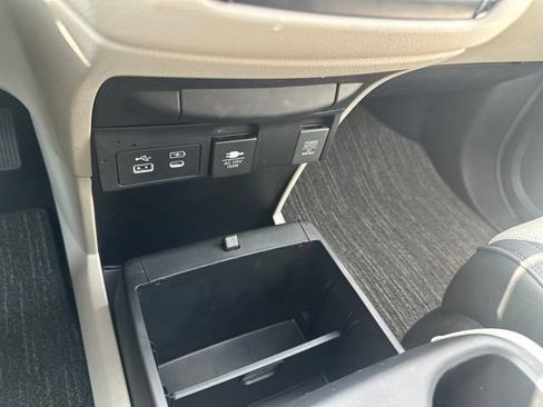 Used 2025 Honda Odyssey Elite image 33
