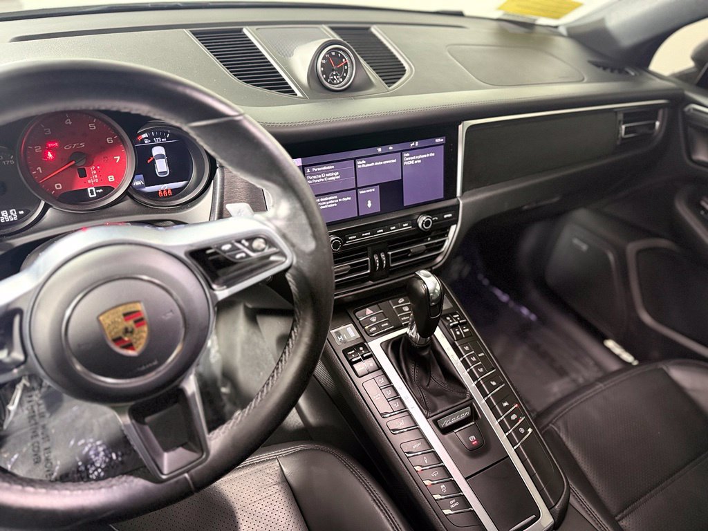 Used 2021 Porsche Macan GTS AWD/4WD image 18