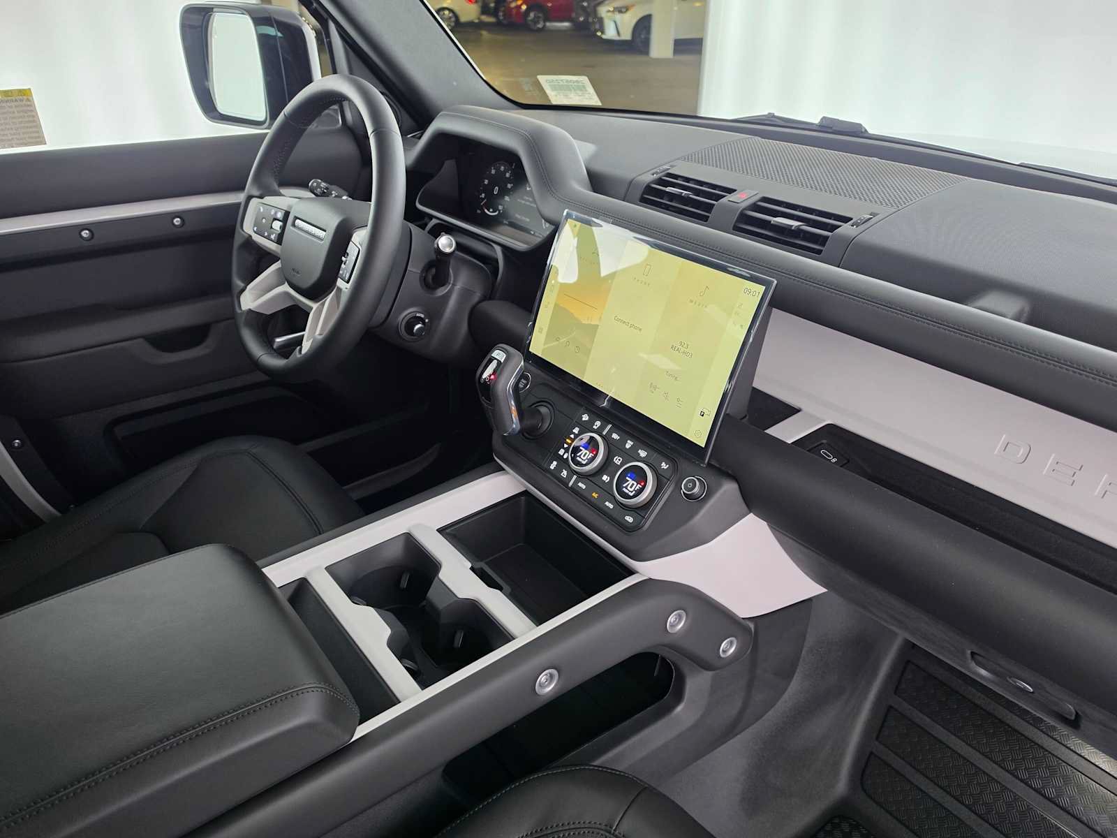 New 2026 Land Rover Defender 110 S AWD/4WD image 11