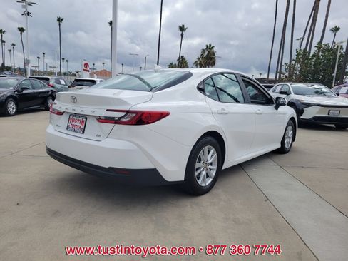 Certified 2025 Toyota Camry LE FWD image 4