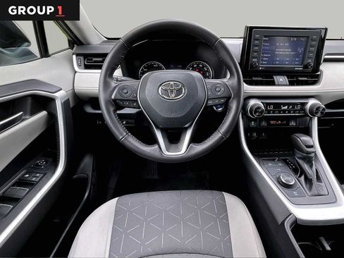 Used 2022 Toyota RAV4 XLE w/ XLE Grade Weather Package AWD/4WD image 6