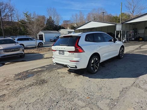 New 2026 Volvo XC60 B5 Ultra w/ Protection Package Premier image 13