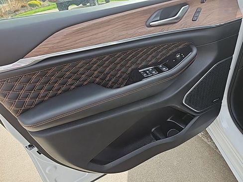 Certified 2023 Jeep Grand Cherokee Summit w/ Adv Protech Group IV image 18