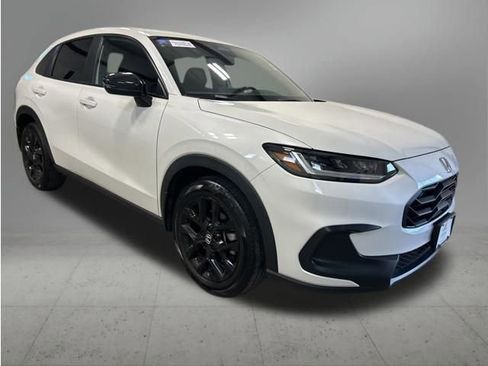 Certified 2024 Honda HR-V Sport image 5