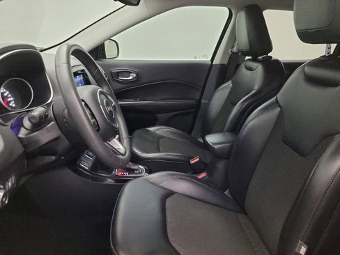 Used 2021 Jeep Compass Latitude FWD image 17