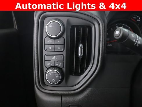 Used 2023 Chevrolet Silverado 1500 Custom Trail Boss w/ LPO, Dark Essentials Package image 20