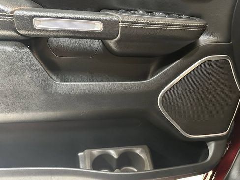 Used 2019 RAM 1500 Laramie AWD/4WD image 34