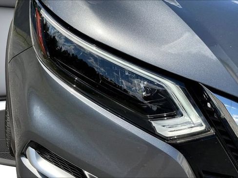 Used 2022 Nissan Rogue Sport SL w/ Premium Package AWD/4WD image 33