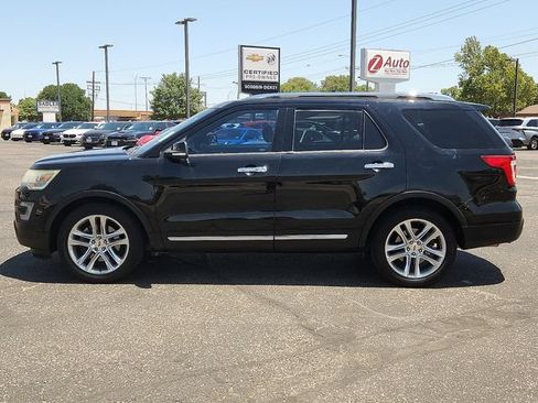 Used 2017 Ford Explorer Limited FWD image 2