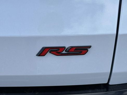 New 2026 Chevrolet Traverse RS w/ LPO, Floor Liner Package FWD image 21