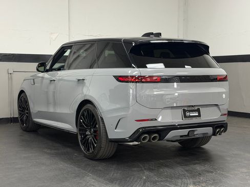 Used 2025 Land Rover Range Rover Sport SV Edition Two AWD/4WD image 10