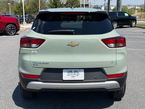 New 2026 Chevrolet TrailBlazer LT w/ Convenience Package AWD/4WD image 12