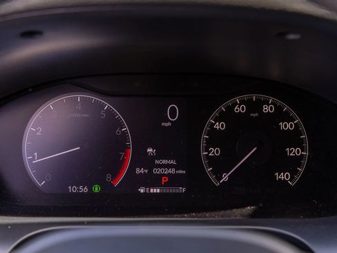 Used 2024 Honda HR-V LX image 15