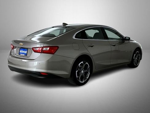 Used 2024 Chevrolet Malibu LT image 5